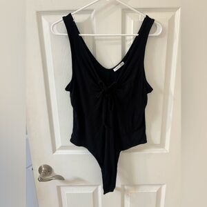 Dex Black Sleeveless Bodysuit‎